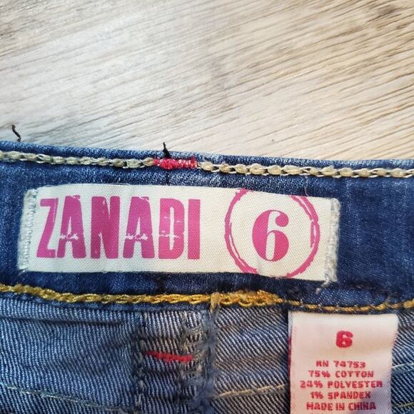 Zanadi size 6 girls denim shorts - Picture 9 of 11